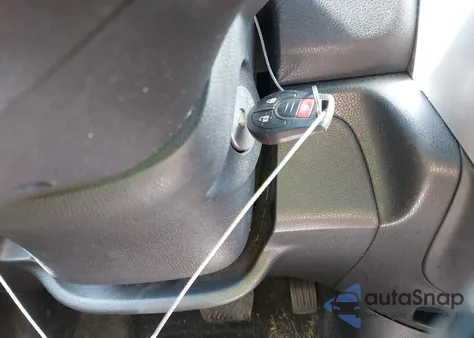 2015 Nissan Versa Note Sr from USA, damaged, VIN 3N1CE2CP3FL442370